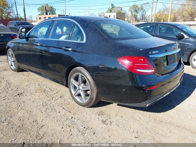 WDDZF4KB7HA153370 Mercedes-Benz E 300 4matic