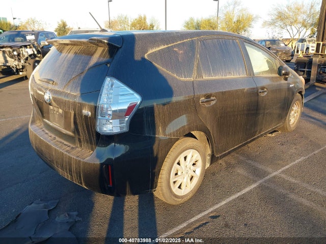 Toyota Prius V Two 2014 JTDZN3EU2EJ003666 Image 4
