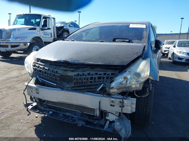 Toyota Prius V Two 2014 JTDZN3EU2EJ003666 Image 6