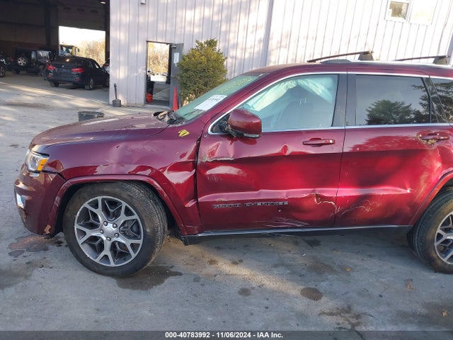 1C4RJFBGXJC331265 Jeep Grand Cherokee Sterling Edition 4x4