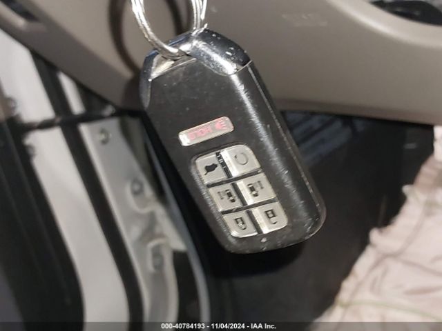 5FNRL6H9XJB040318 Honda Odyssey Elite