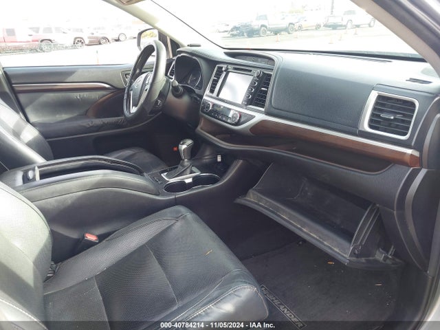 5TDDCRFH5ES007007 Toyota Highlander Hybrid Limited Platinum V6