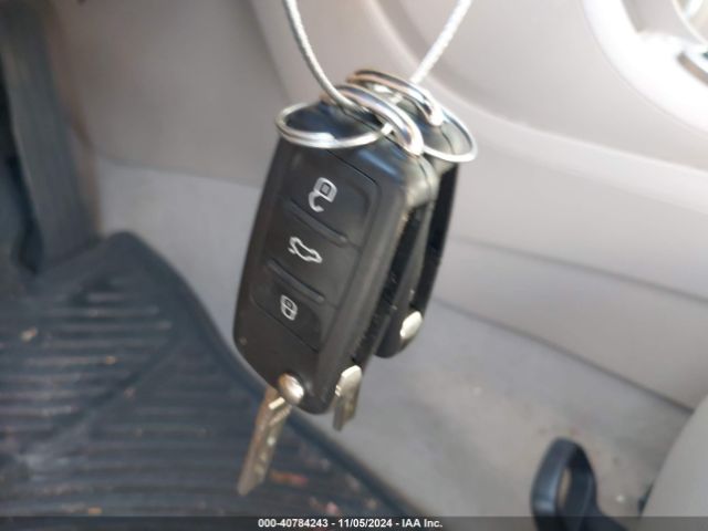 3VWJ17AT7FM643015 Volkswagen Beetle 1.8t