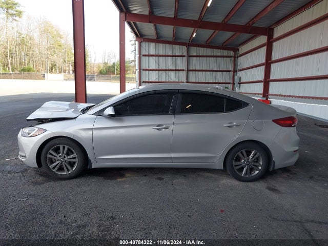 Hyundai Elantra Value Edition 2018 5NPD84LF2JH352891 Image 14