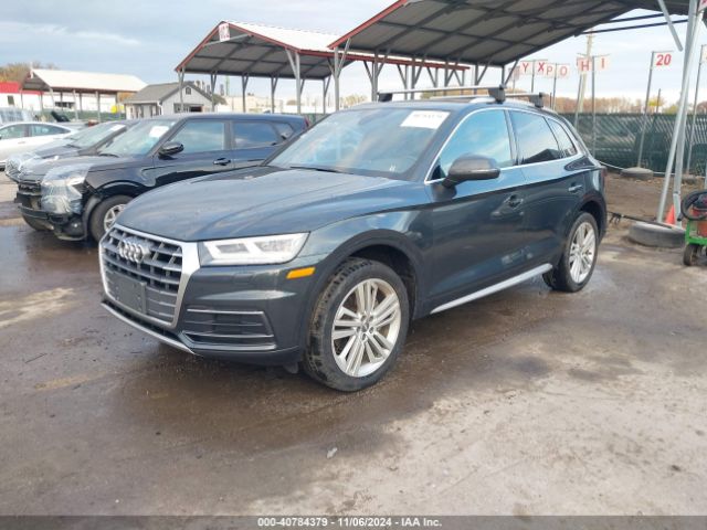 WA1BNAFY0J2033142 Audi Q5 2.0t Premium/2.0t Tech Premium