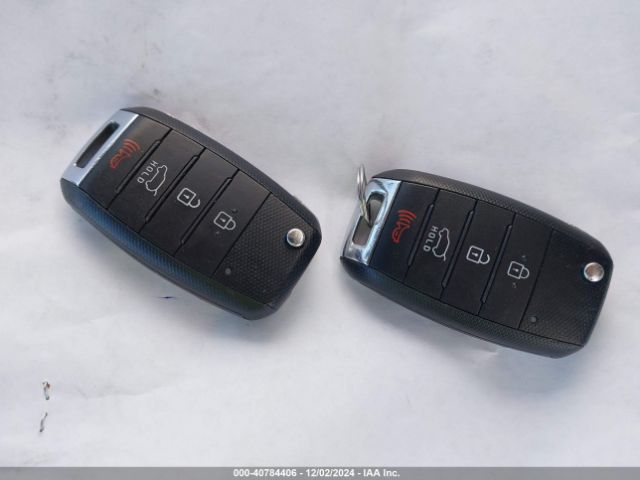 KNDJN2A20J7592221 KIA Soul !