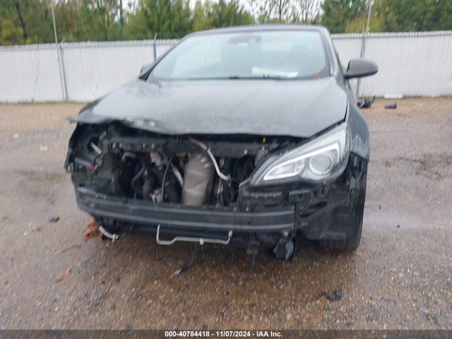 W04WT3N52GG060882 Buick Cascada Premium