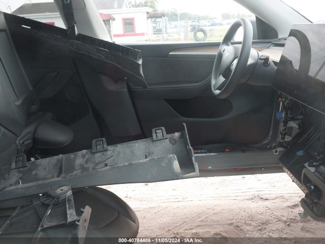 2023 TESLA MODEL Y 7SAYGDEE3PA127749 Photo 4
