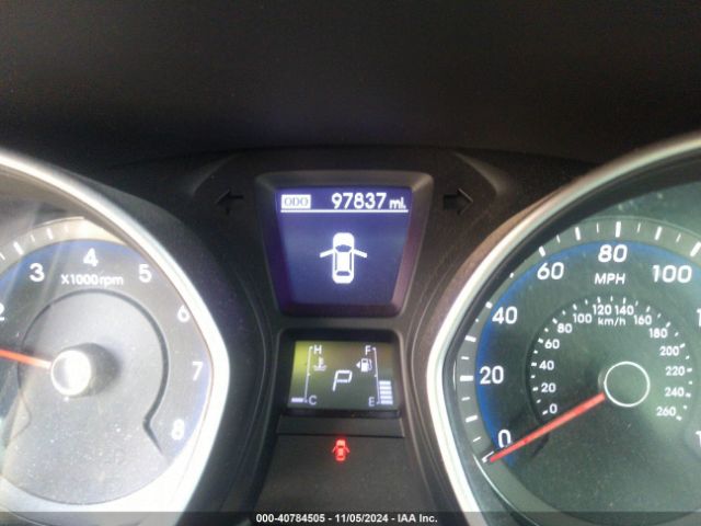KMHD35LH5GU306083 Hyundai ELANTRA GT