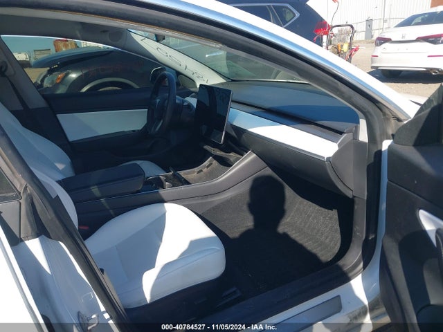 2020 TESLA MODEL 3 5YJ3E1EB3LF628686 Photo 4