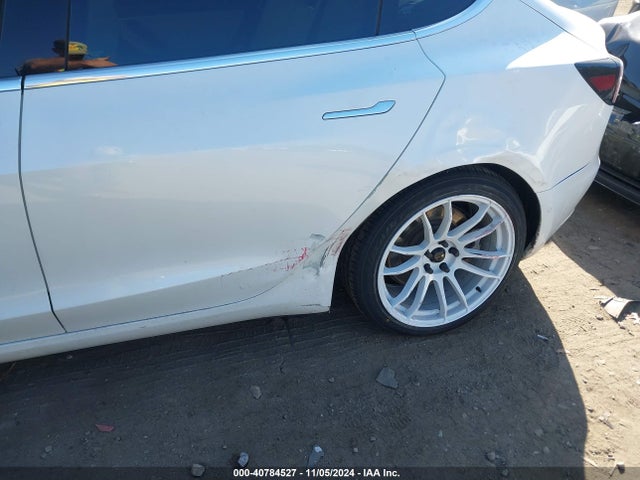 2020 TESLA MODEL 3 5YJ3E1EB3LF628686 Photo 5