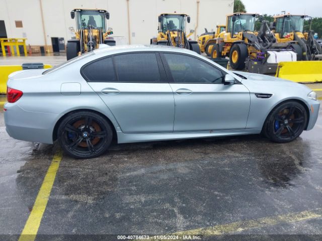 WBSFV9C57FD595236 BMW M5