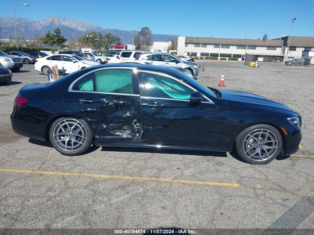 Mercedes-Benz E 350 2022 W1KZF8DB2NB059293 Image 13