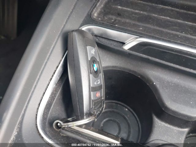 WBA8E5G57GNU21534 BMW 320i Xdrive