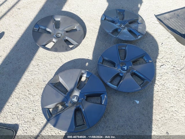 5YJ3E1EB3PF636082 Tesla Model 3 Long Range Dual Motor All-wheel Drive