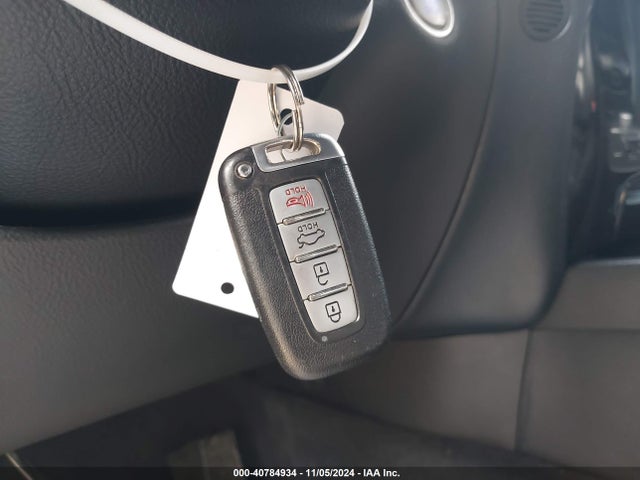 Hyundai Genesis 3.8 2014 KMHGC4DD9EU264937 Image 11