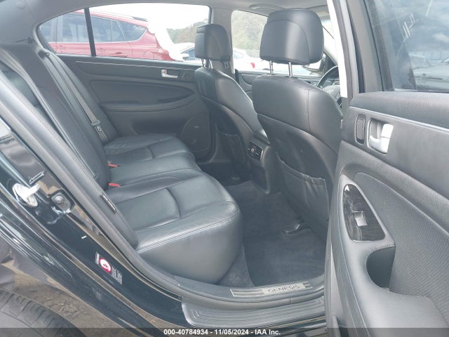 Hyundai Genesis 3.8 2014 KMHGC4DD9EU264937 Image 8