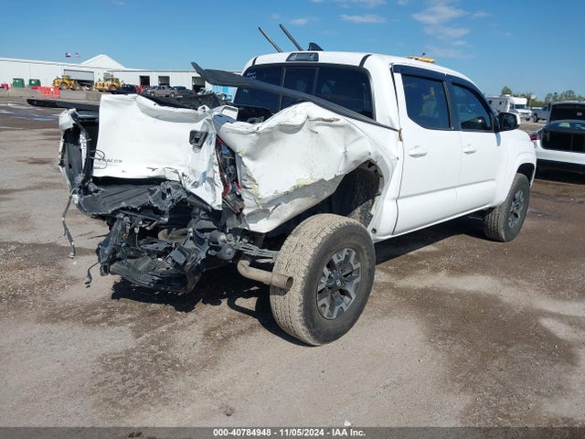 5TFAX5GN3KX145428 Toyota Tacoma Sr