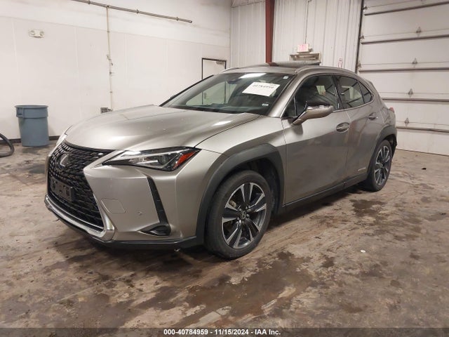JTHP9JBH8L2024762 Lexus UX 250H