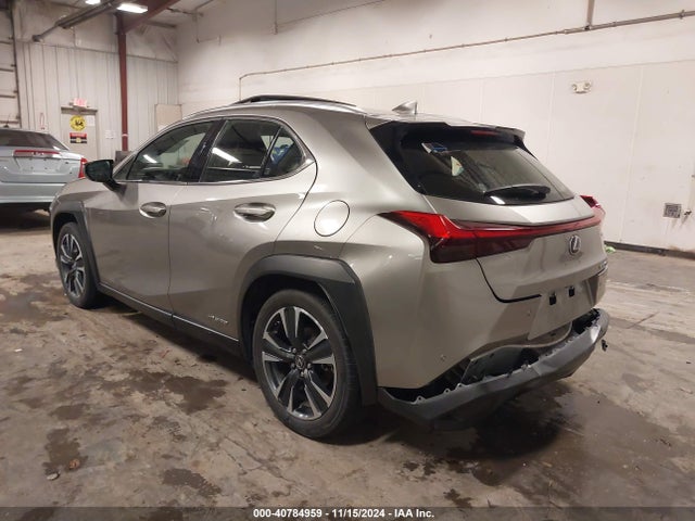 JTHP9JBH8L2024762 Lexus UX 250H