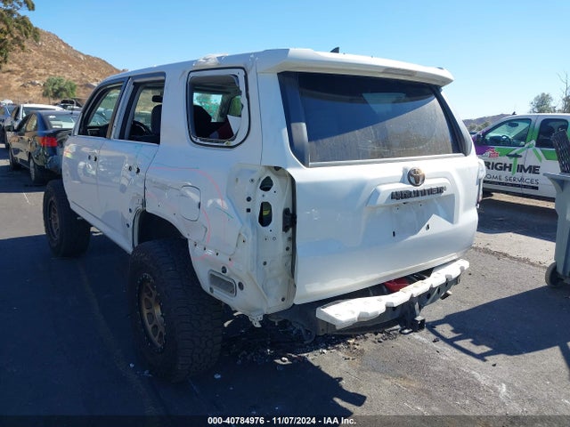 Toyota 4runner Sr5 Premium 2014 JTEZU5JR4E5075795 Image 3