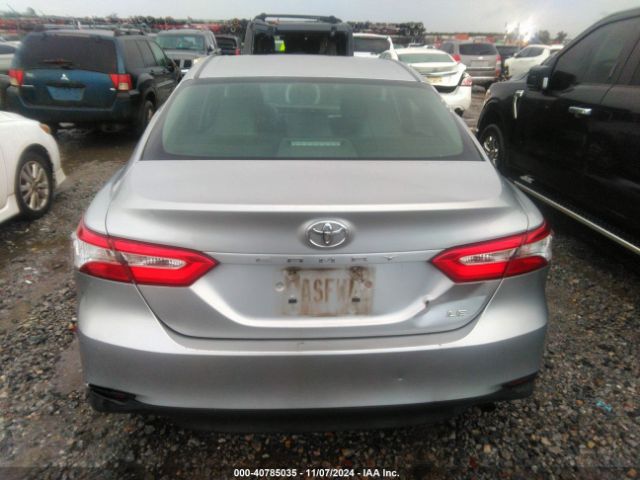 4T1B11HK0JU530511 Toyota CAMRY LE