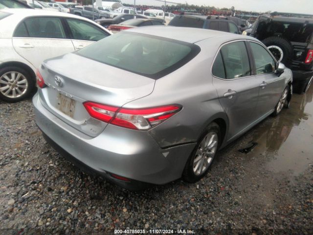 4T1B11HK0JU530511 Toyota CAMRY LE