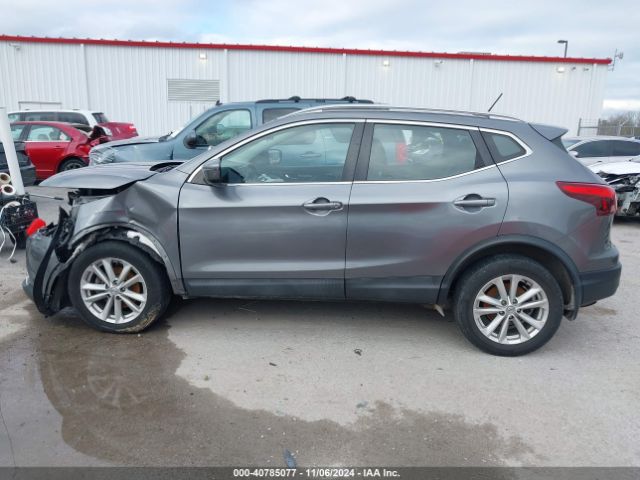 JN1BJ1CR8HW121053 Nissan Rogue Sport Sv