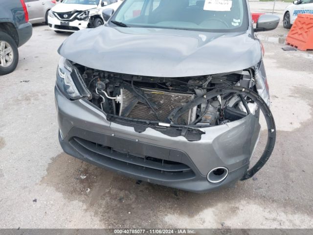 JN1BJ1CR8HW121053 Nissan Rogue Sport Sv