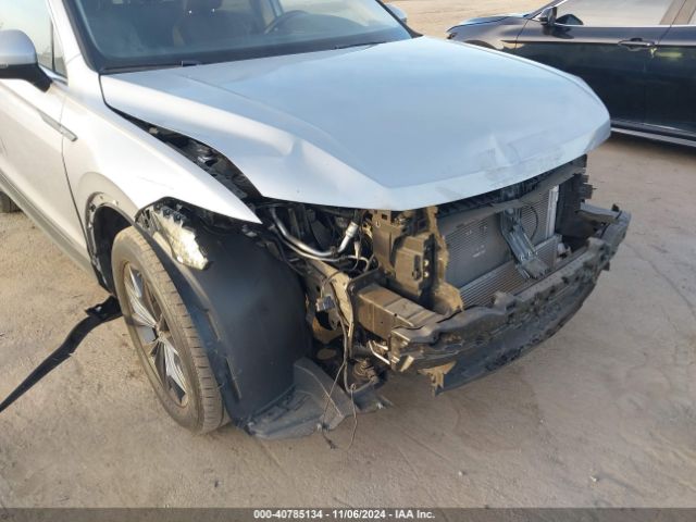 3VV3B7AX2NM013088 Volkswagen Tiguan 2.0t Se