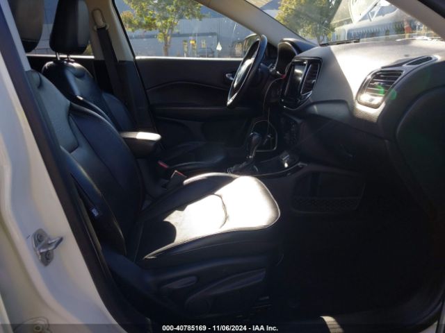 3C4NJCCB3KT725812 Jeep Compass Limited Fwd