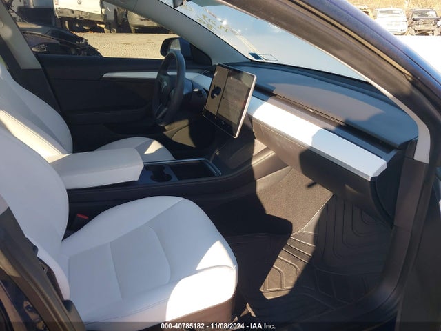 2021 TESLA MODEL 3 5YJ3E1EA1MF098579 Photo 4