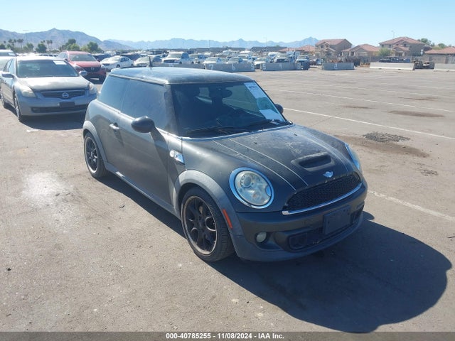 2011 MINI COOPER S WMWSV3C51BTY20539 Photo 0