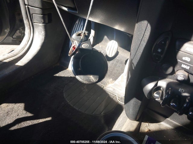 2011 MINI COOPER S WMWSV3C51BTY20539 Photo 10