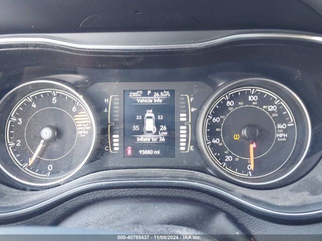 1C4PJLCB4LD500640 Jeep Cherokee Latitude Fwd