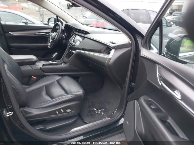 2017 CADILLAC XT5 1GYKNDRS7HZ324926 Photo 4
