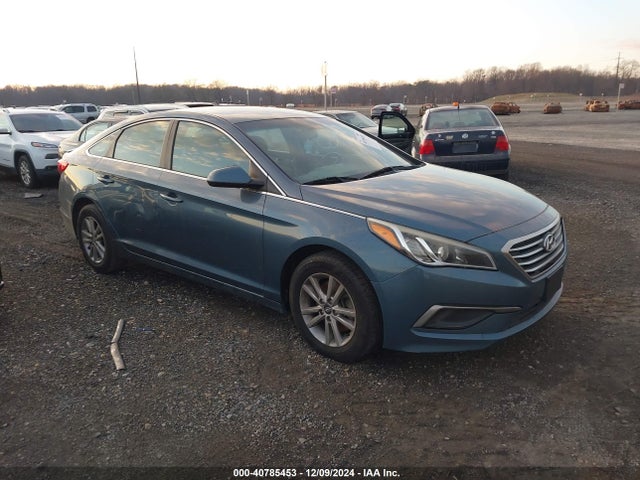 Hyundai SONATA SE 2016 5NPE24AF0GH260213 Image 1