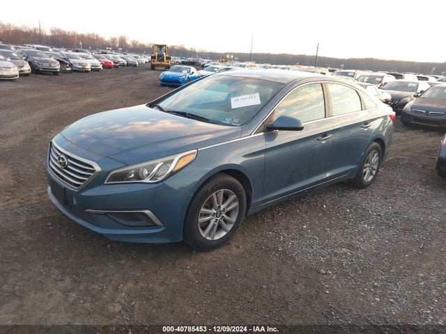 Hyundai SONATA SE 2016 5NPE24AF0GH260213 Image 2