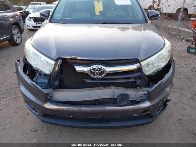 Toyota Highlander Xle V6 2014 5TDJKRFH6ES020824 Image 6