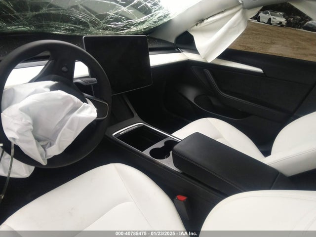 2021 TESLA MODEL 3 5YJ3E1EA6MF047773 Photo 4