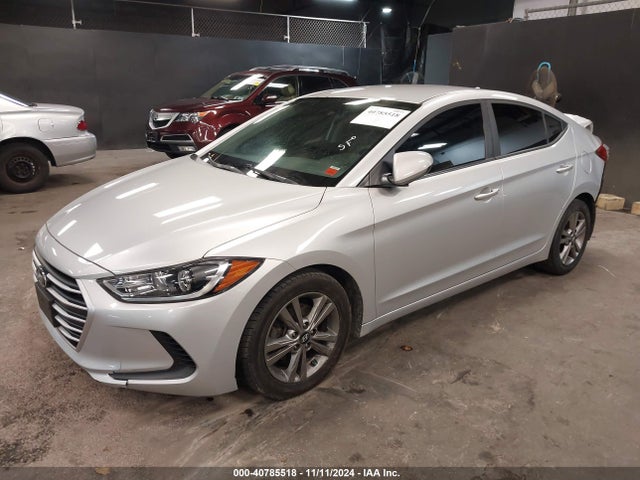 Hyundai ELANTRA SE 2017 5NPD84LF6HH167589 Image 2