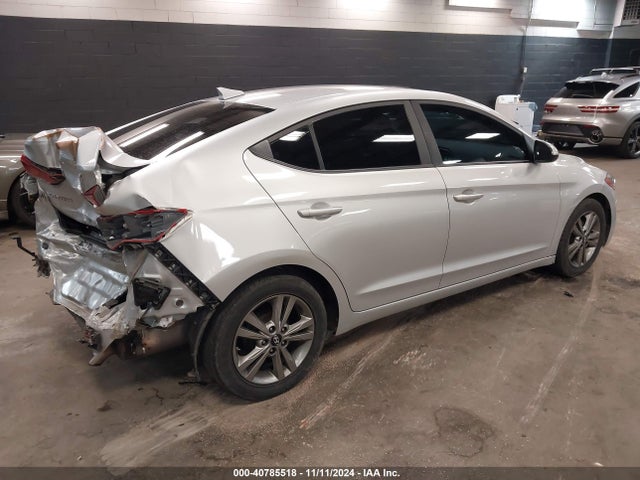 Hyundai ELANTRA SE 2017 5NPD84LF6HH167589 Image 4