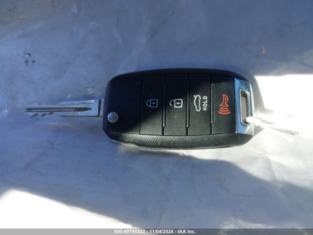 3KPFL4A77HE118747 KIA FORTE S