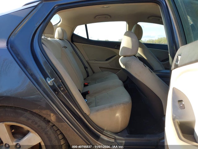 KIA Optima Lx 2015 KNAGM4A7XF5627352 Image 8