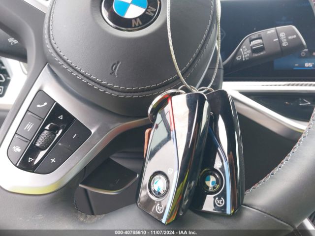 5UX33EU06S9X63942 BMW X5 M60i
