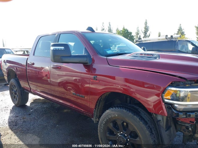 3C6UR5FL2RG237143 RAM 2500 Laramie  4x4 6'4 Box