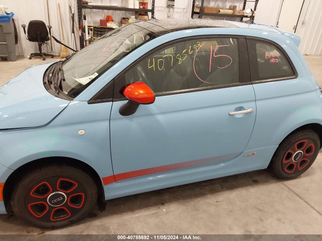 Fiat 500E BATTERY ELECTRIC 2017 3C3CFFGEXHT526171 Image 15