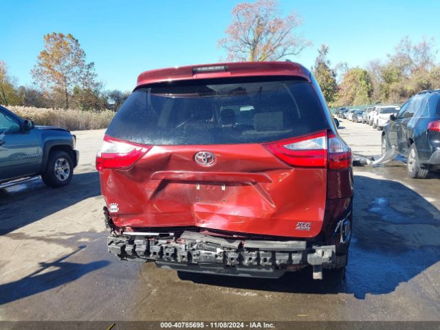 5TDDZ3DC4HS171050 Toyota Sienna Xle 7 Passenger