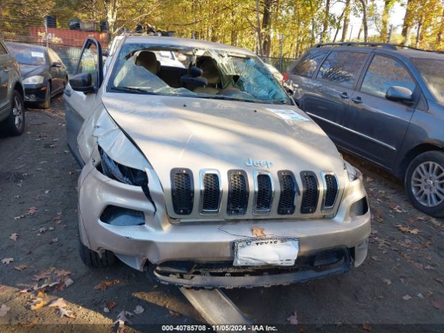 1C4PJLAB0FW677469 Jeep Cherokee Sport