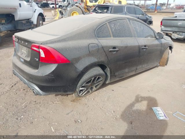 YV126MFL8H2421880 Volvo S60 T5 Dynamic